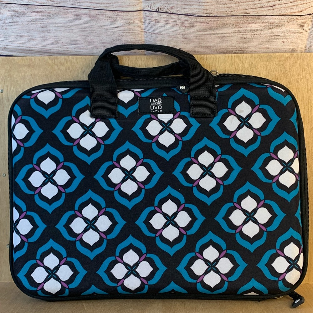 Chloe Dao for Nuo Laptop/Briefcase Bag